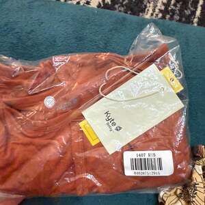 Kyte BABY 18-24 months Rust snap romper bamboo orange